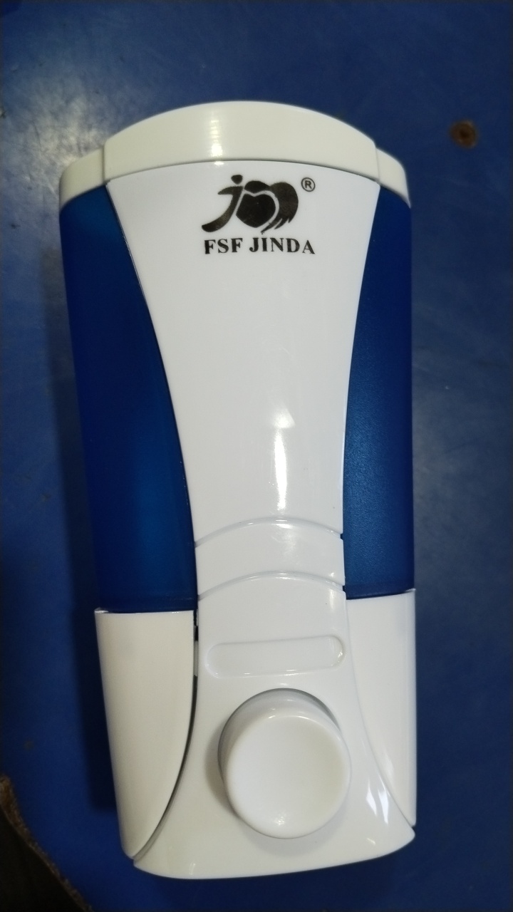 লিকুইড ডিস্পেন্সার